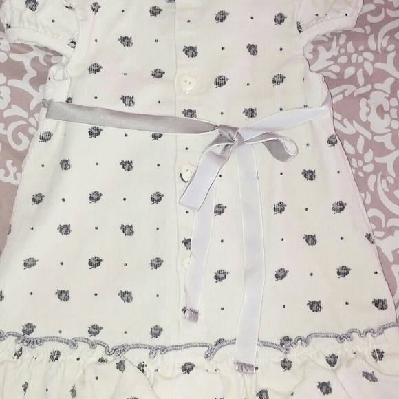 Dress - Picture 2 of 4